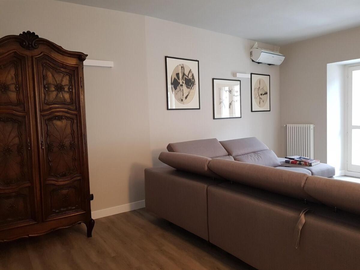 Chocolat La Mairie Apartment Omegna Room photo