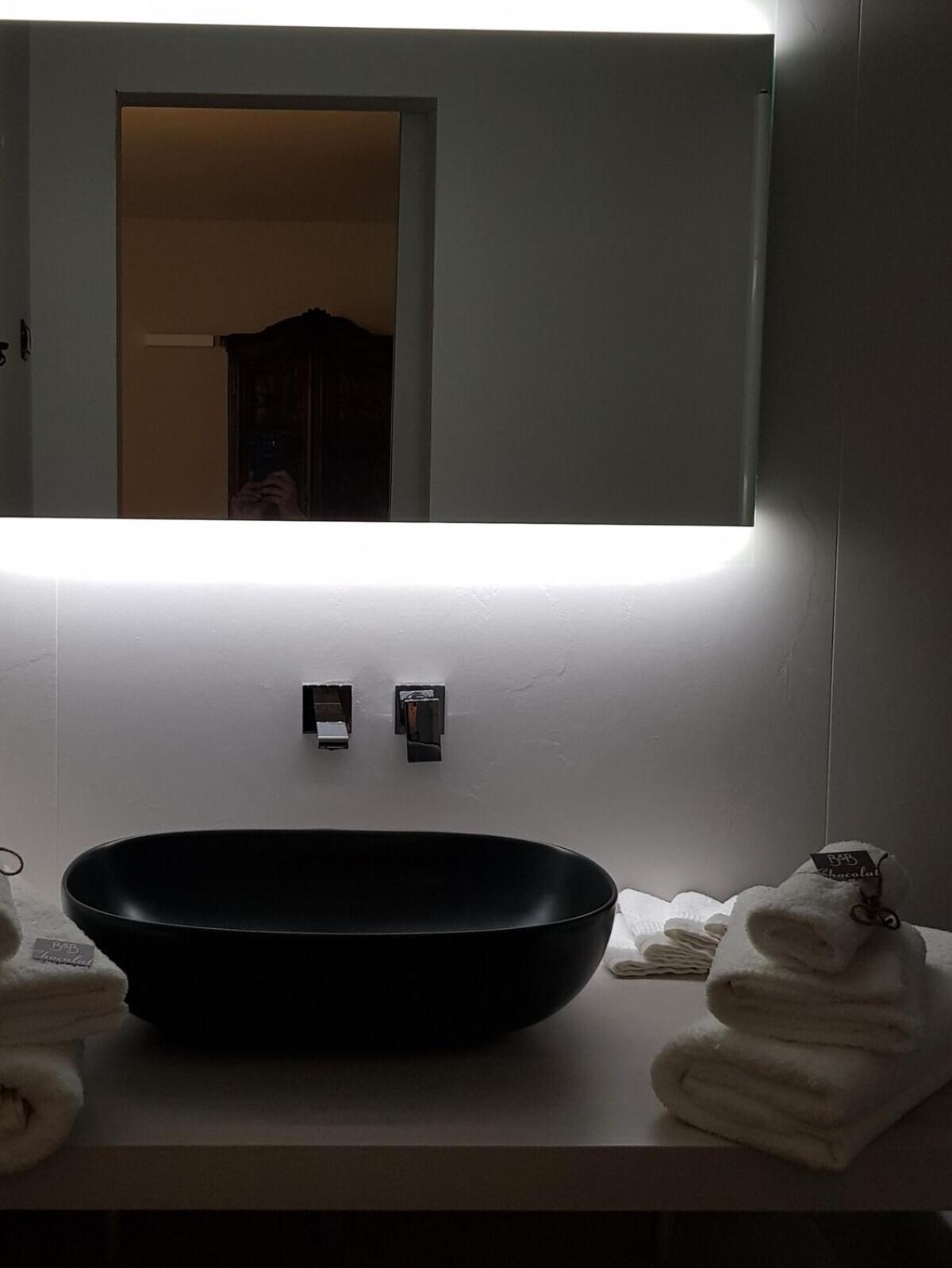 Chocolat La Mairie Apartment Omegna Room photo